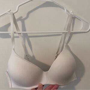 Uniqlo Wireless Bra White Size Small 35-37 Inch Bust
